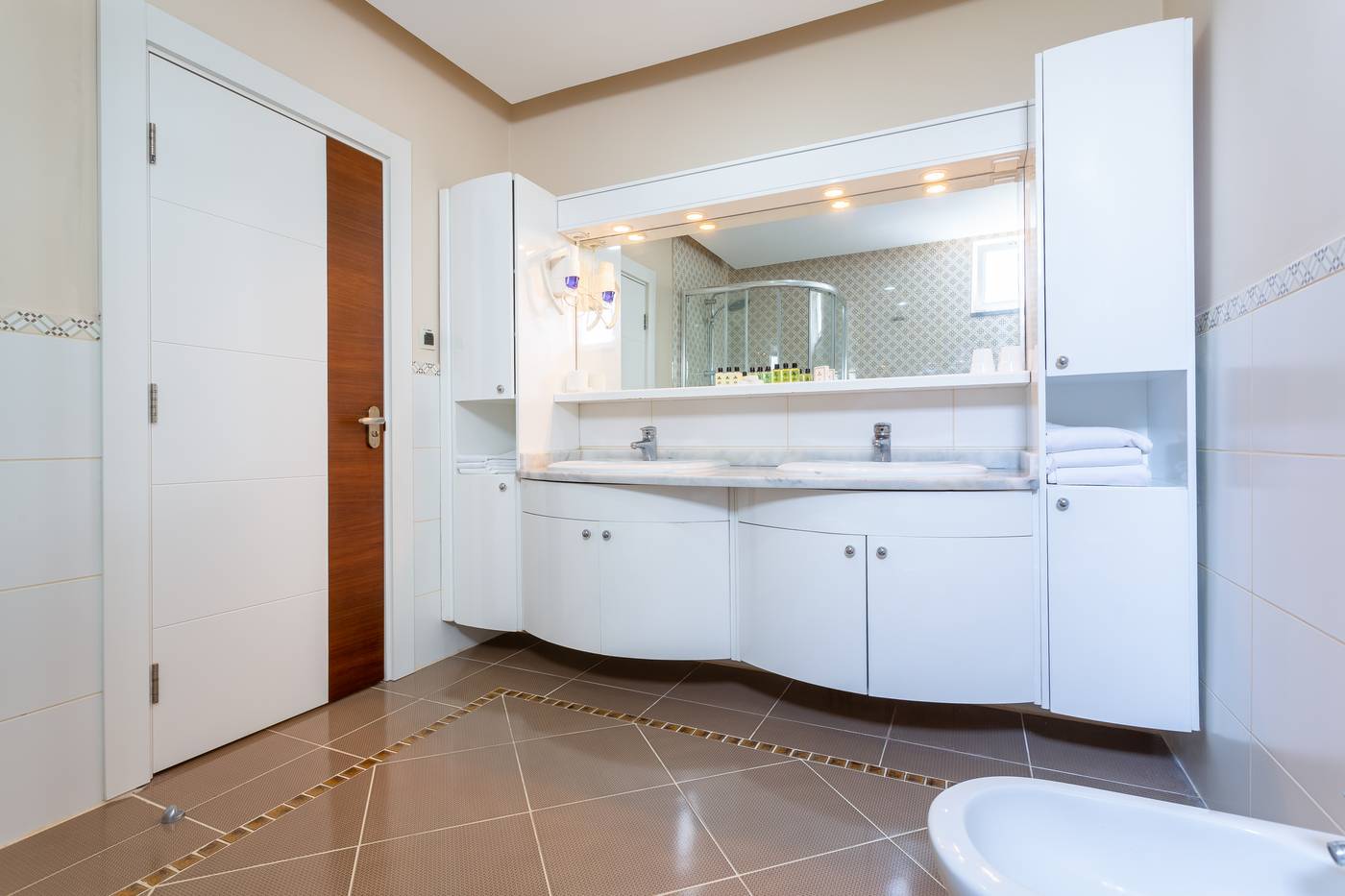 Simena-Comfort-Hotel-Room-44