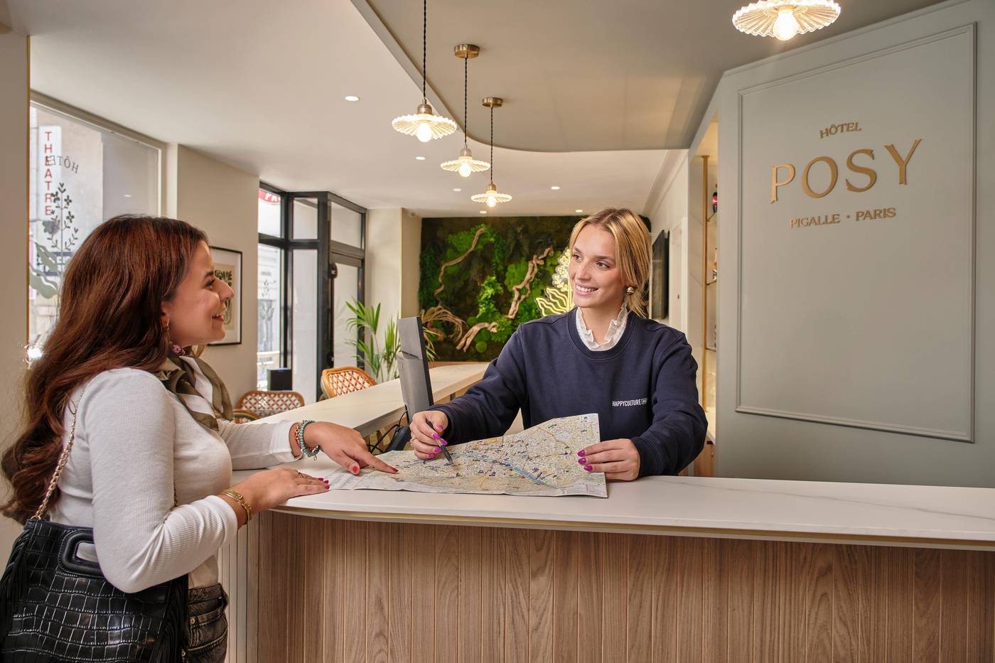 Moulin-Plaza-Lobby-5