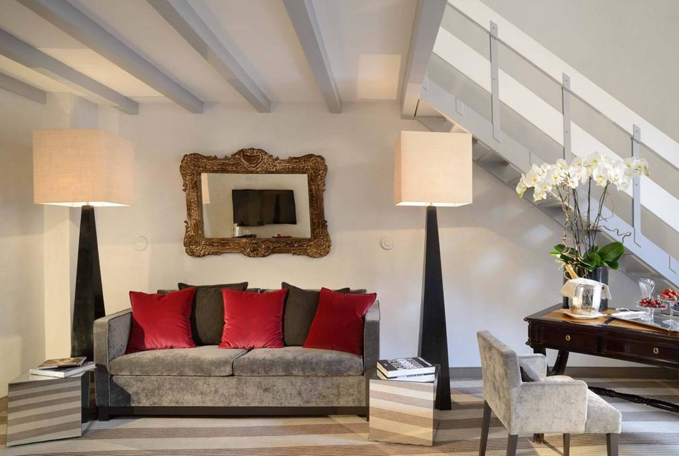 Colonna-Palace-Room-32