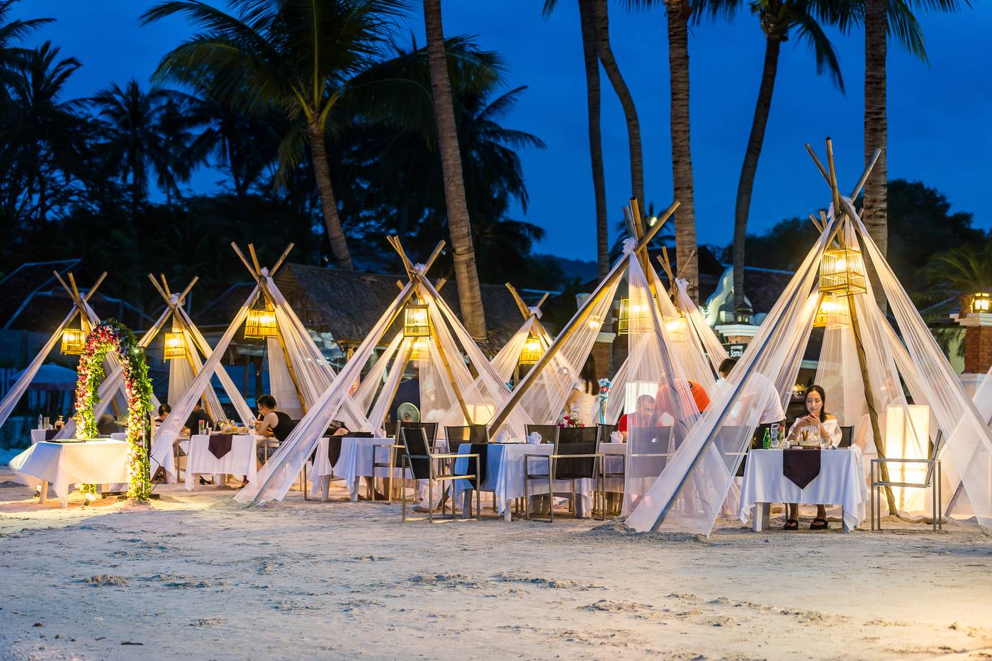 Dara-Samui-Beach-Resort---Adult-Only-Restaurant-12