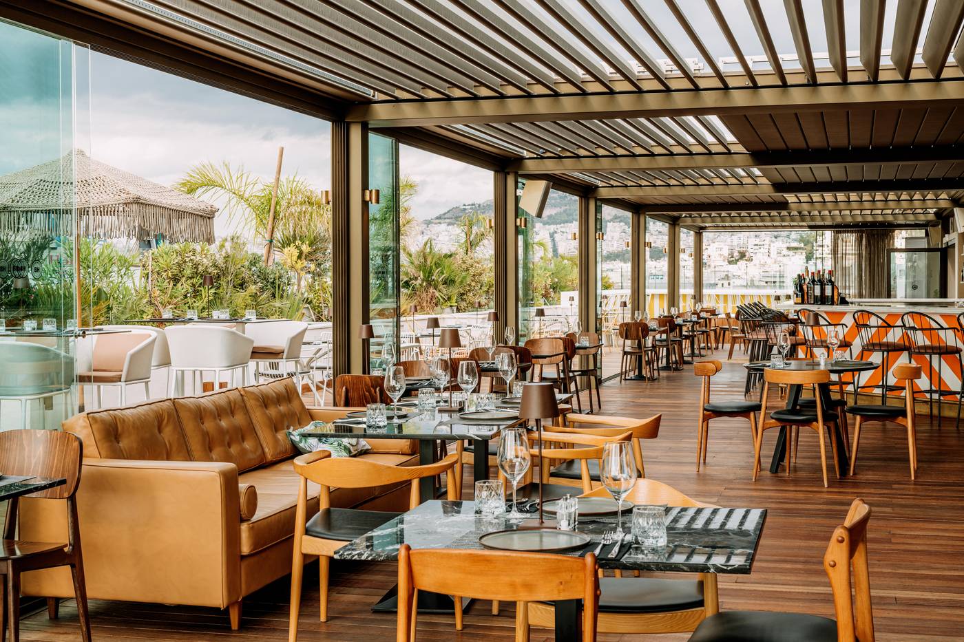 Brown-Acropol--a-member-of-Brown-Hotels-Restaurant-1