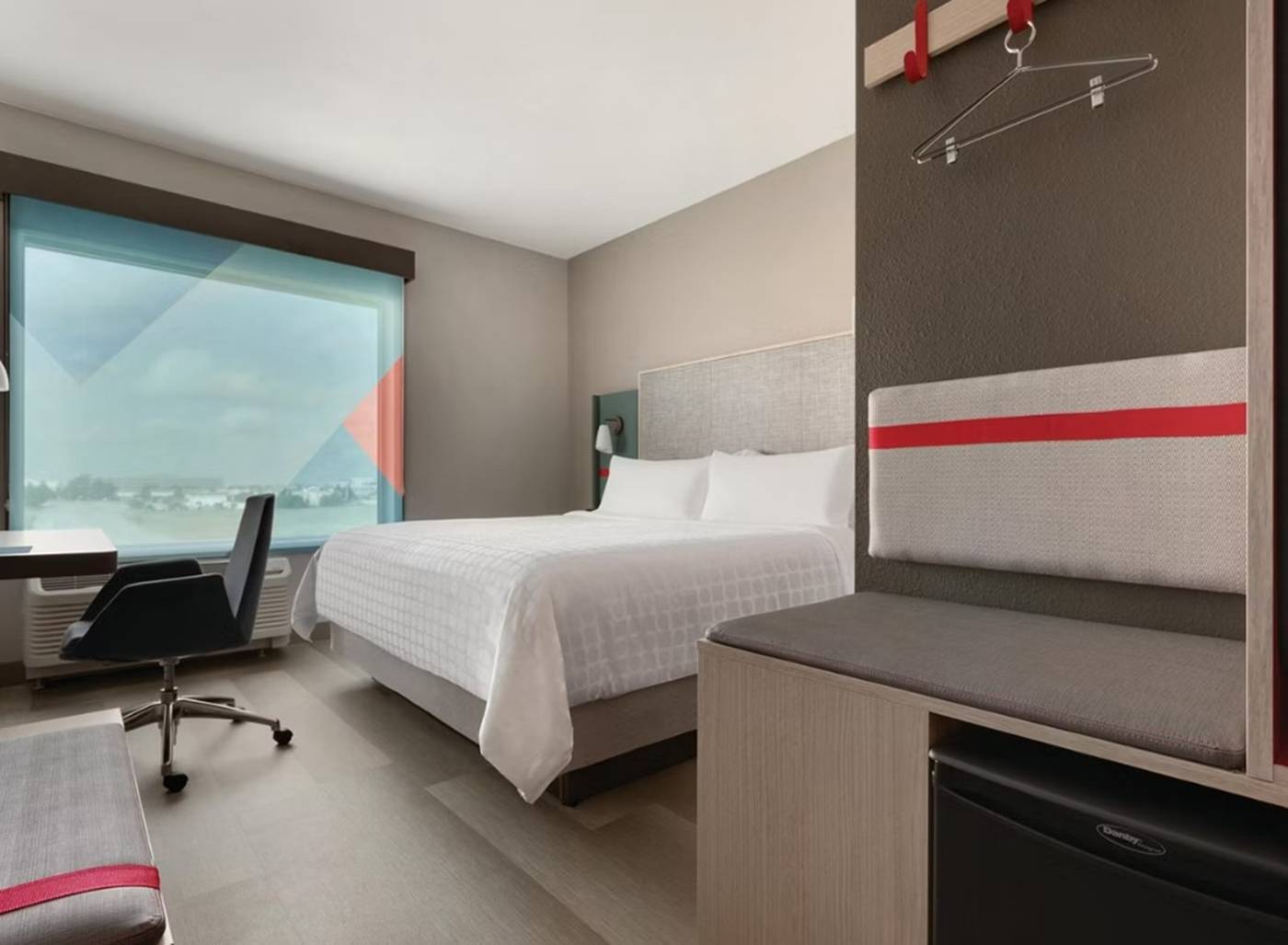 Avid-Hotels-Brooklyn-Dyker-Heights-Room-26