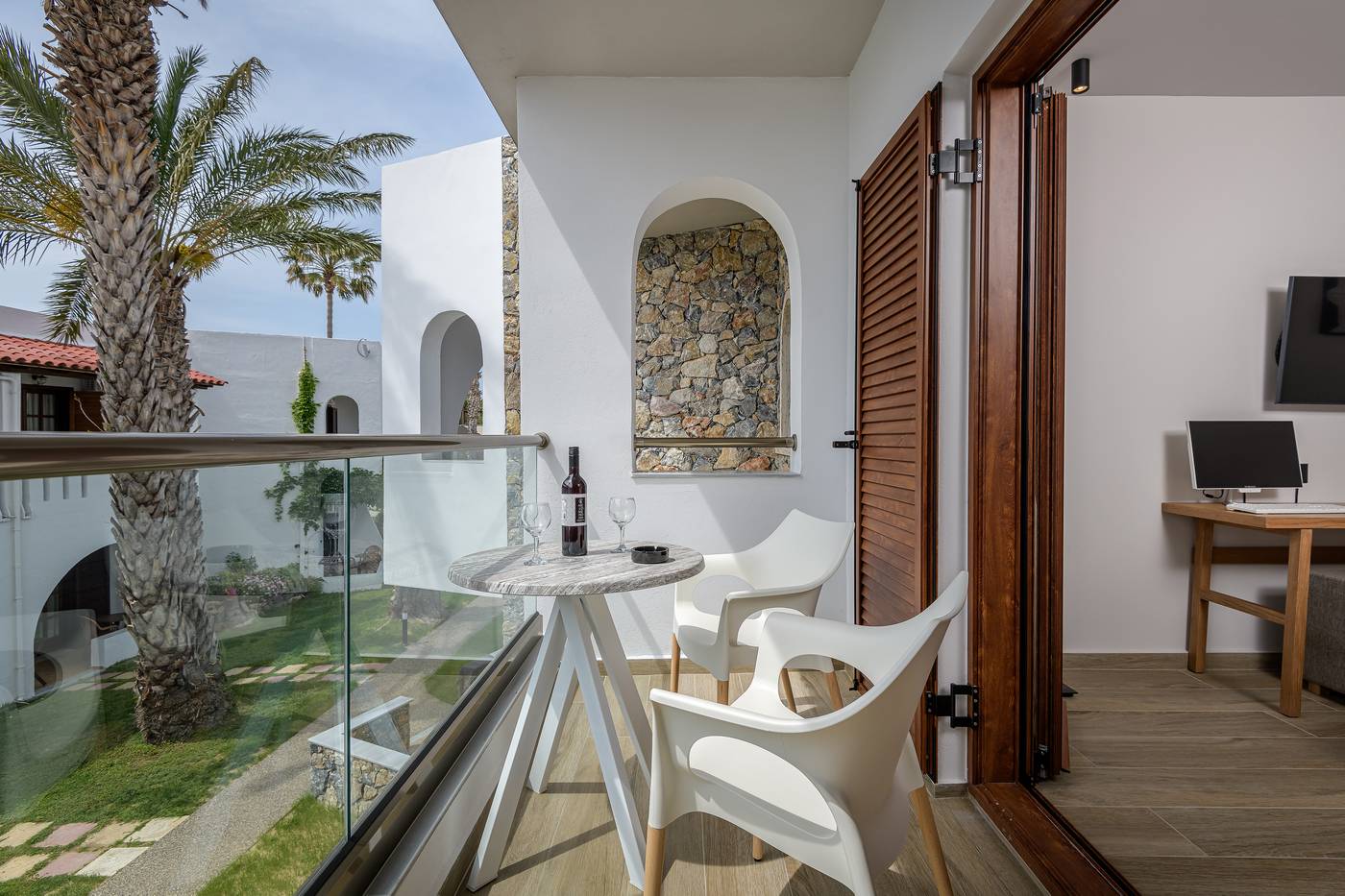 Gaia-Garden-Room-42