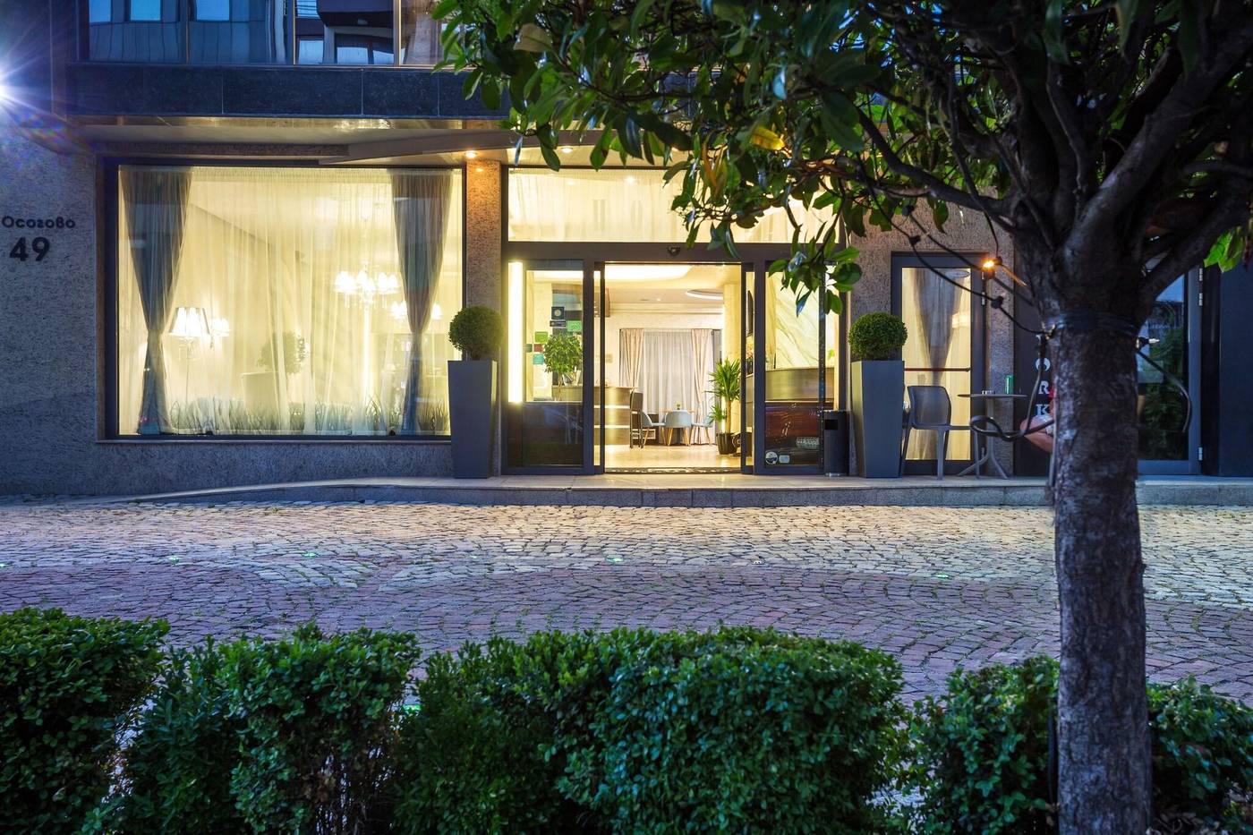 City Avenue Hotel by HMG-Bulgaria-SOFIA-General view-3