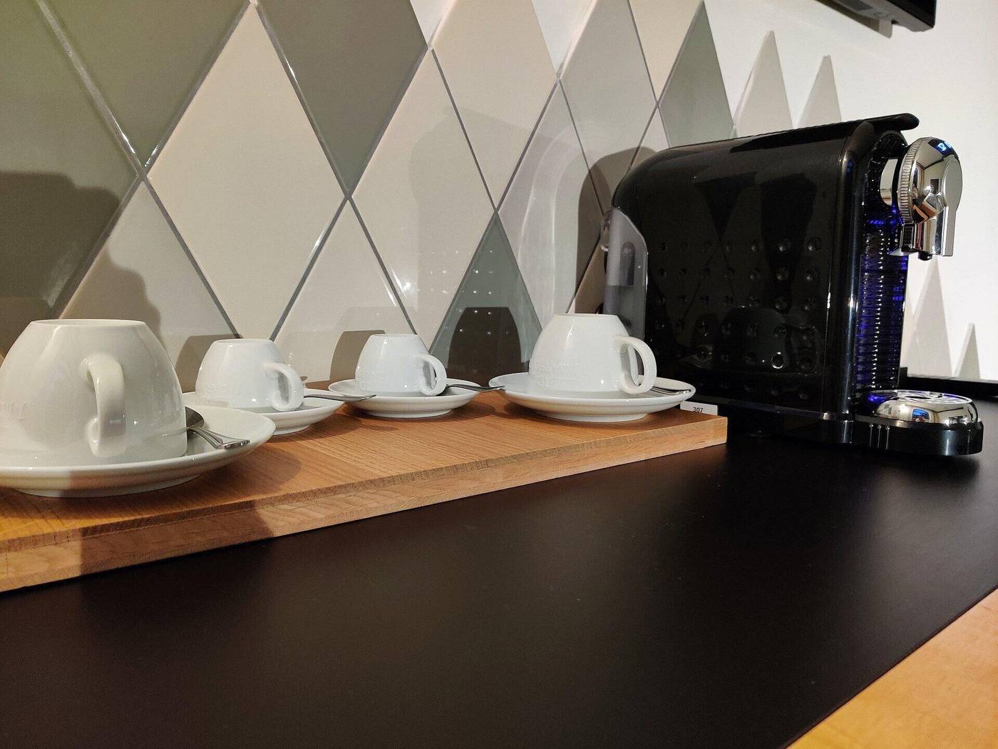 Bruderherz-Germany-NUREMBERG-Room-7