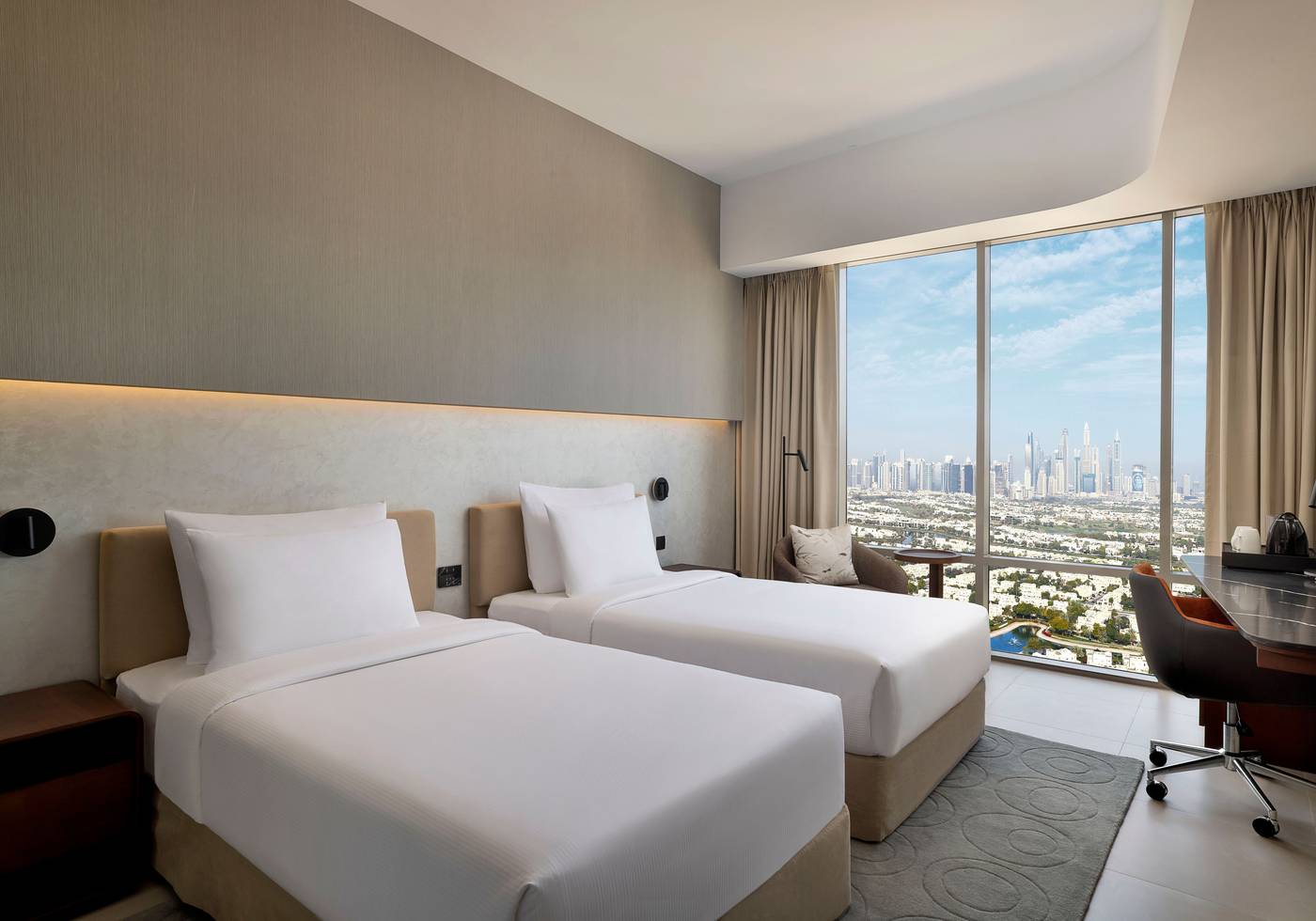 Hotel Local, Autograph Collection 22.12