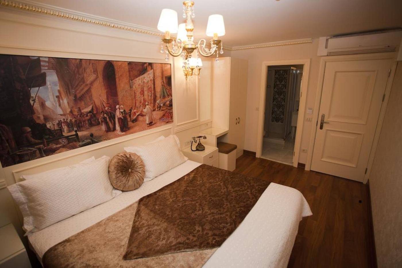 Evsen-Hotel---Adults-Only-Room-16