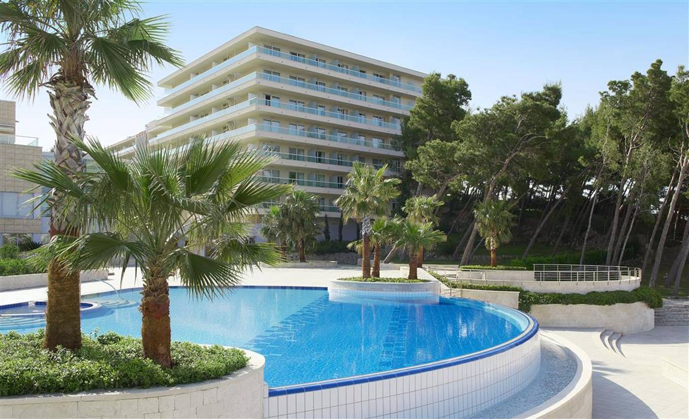 Le-Meridien-Lav-Split-General-view-1