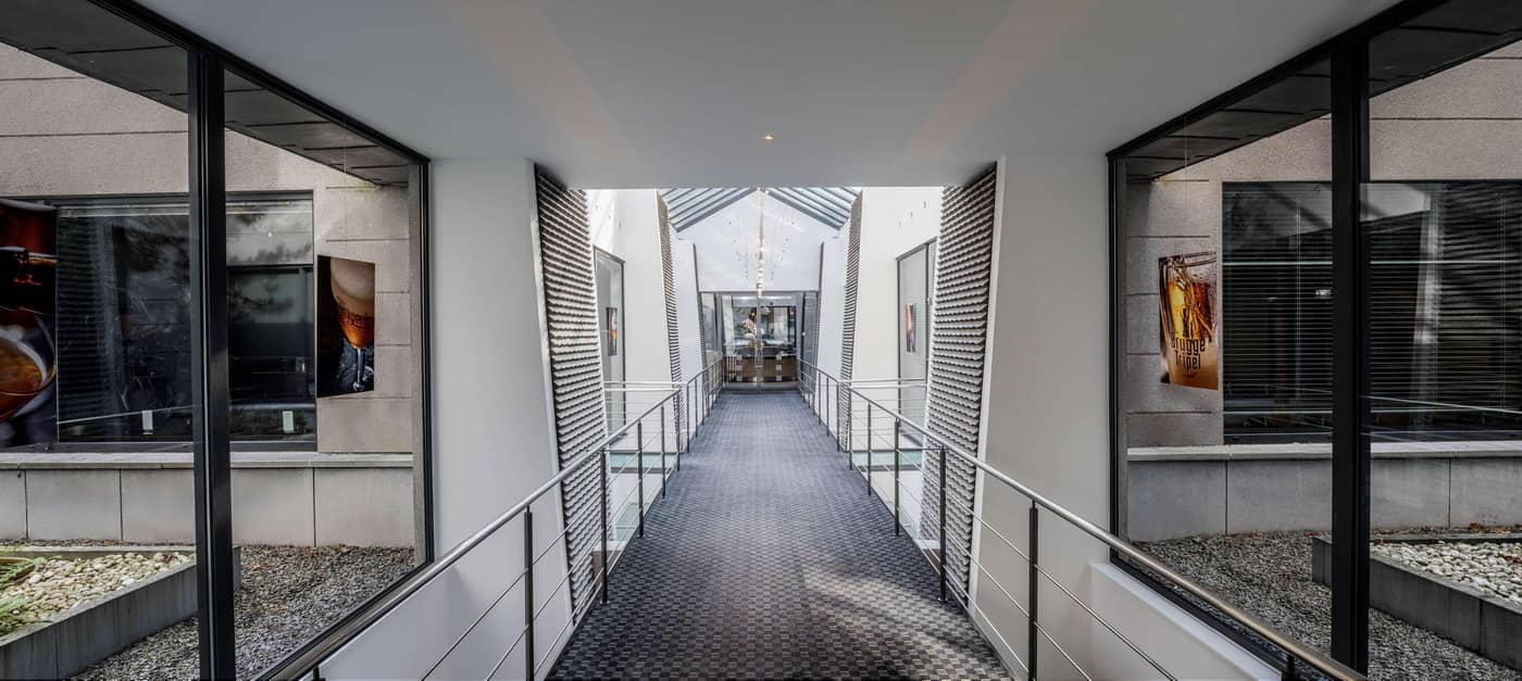 NH-Brussels-EU-Berlaymont-Lobby-13