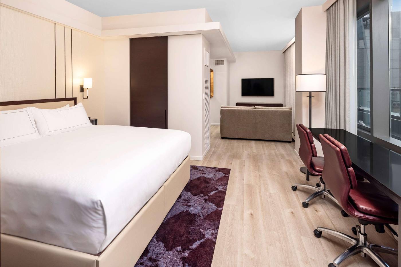 Hilton-Club-West-57th-Street-New-York-Room-13