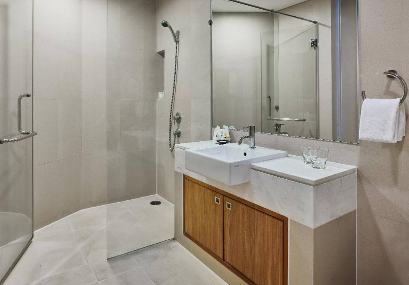 Splash-Beach-Resort-Room-58