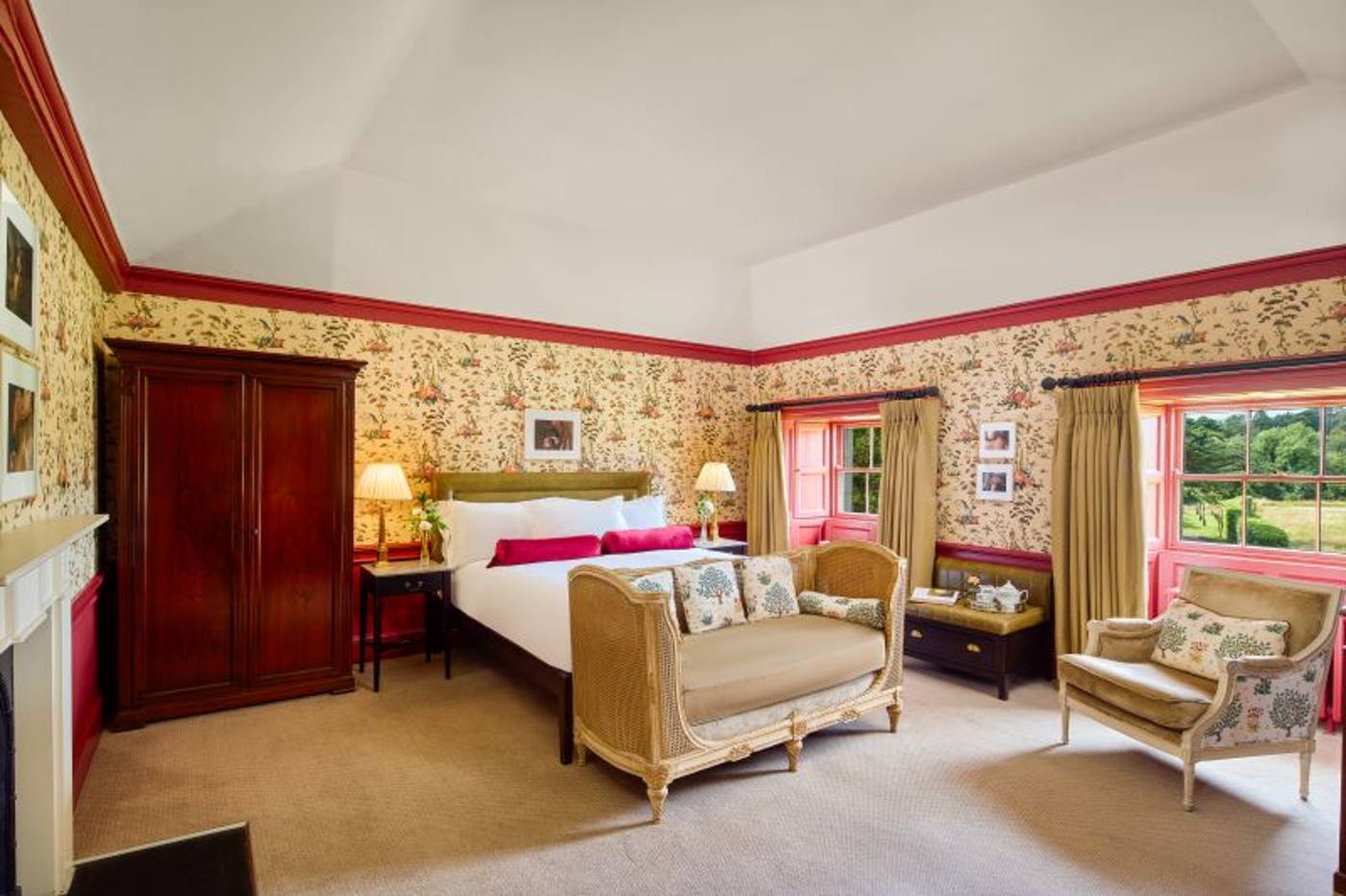 Carton-House--a-Fairmont-Managed-Hotel-Room-36