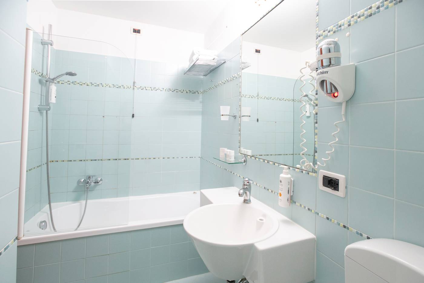 Russo-Palace-Room-30