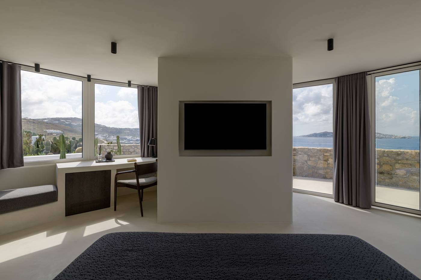 Rocabella-Mykonos-Art-Room-53