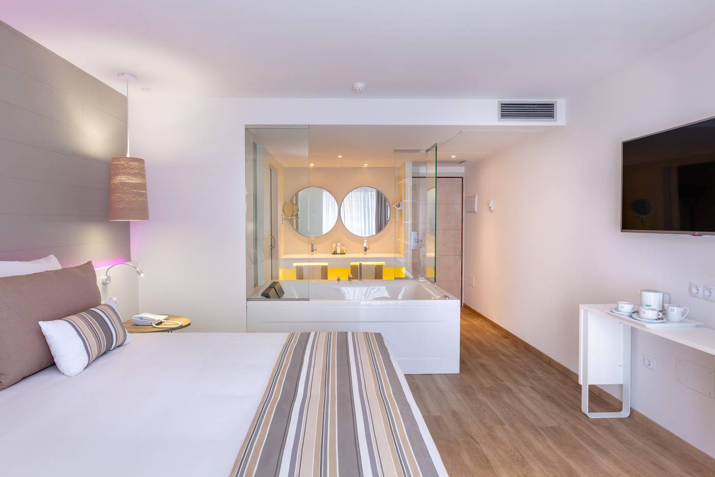 Tigotan-Lovers---Friends-Playa-de-Las-Americas---Adults-Only--18---Room-26