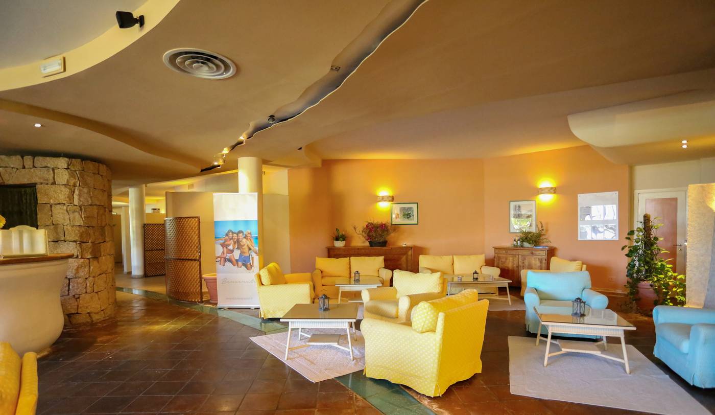 Swadeshi-Sporting-Hotel-Tanca-Manna-Bar-29