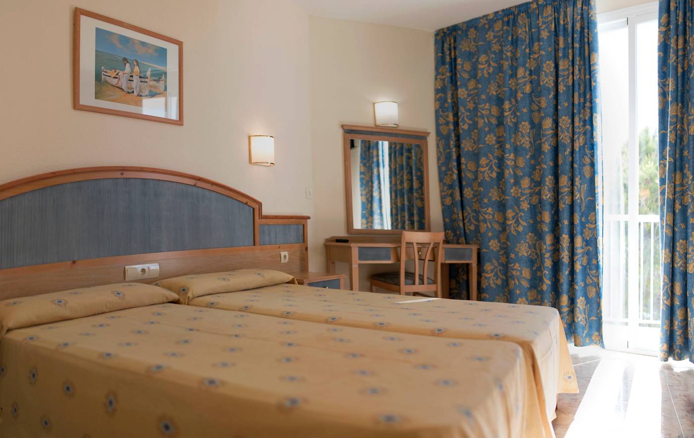 Azuline-Hotel-Mar-Amantis-Room-33