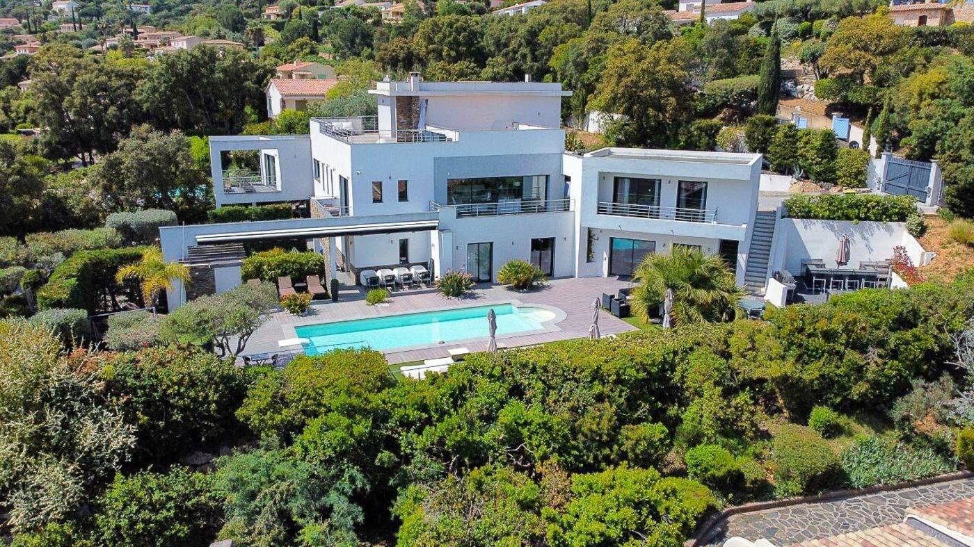 La-Villa-Louancelie-General-view-8