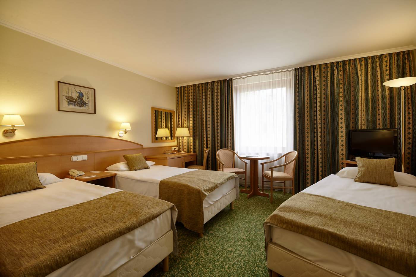 Hotel-Erzsebet-City-Center-Room-9