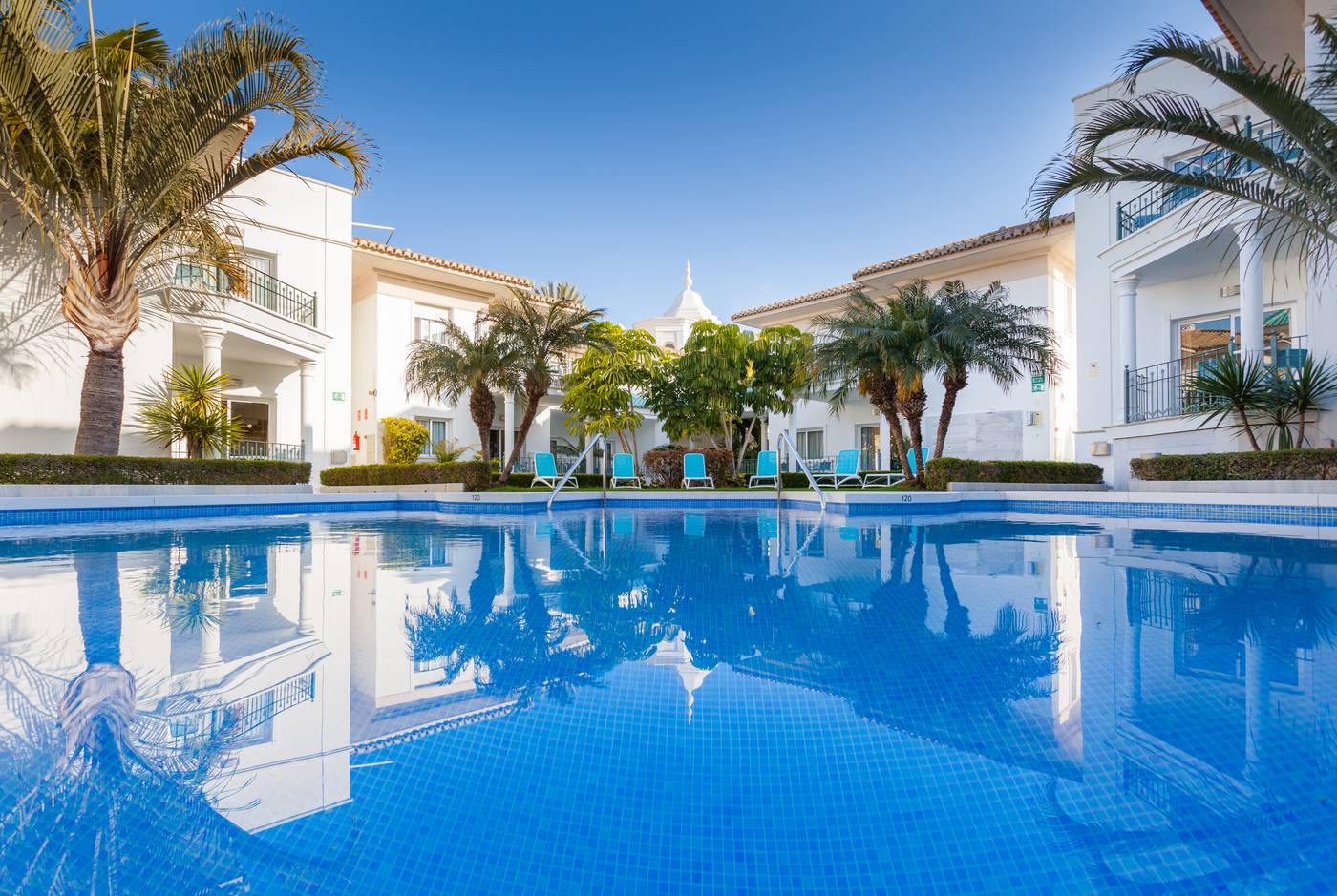 Marina-Turquesa-Pool-2