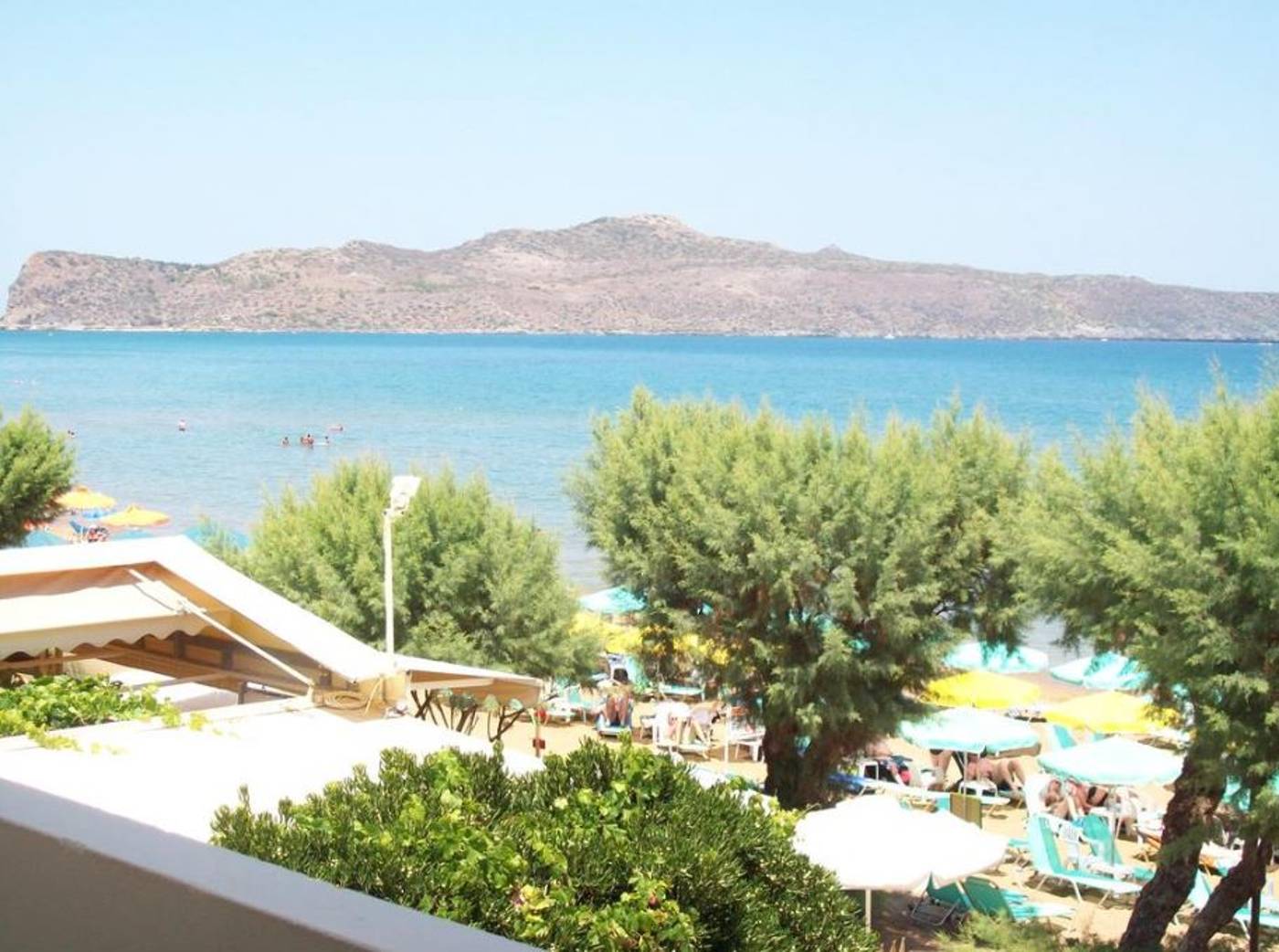 Kato Stalos Beach