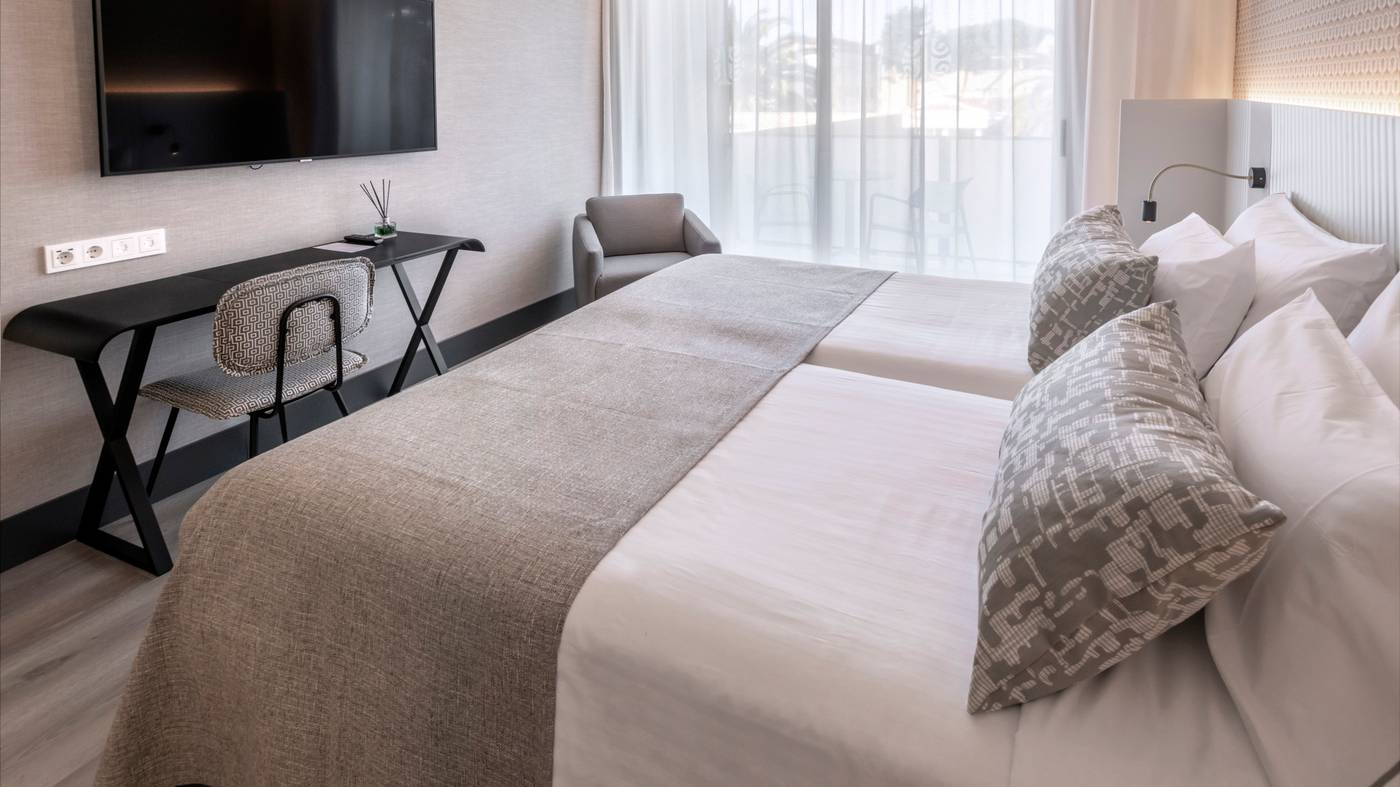 Bel-Air-Hotel-Room-16