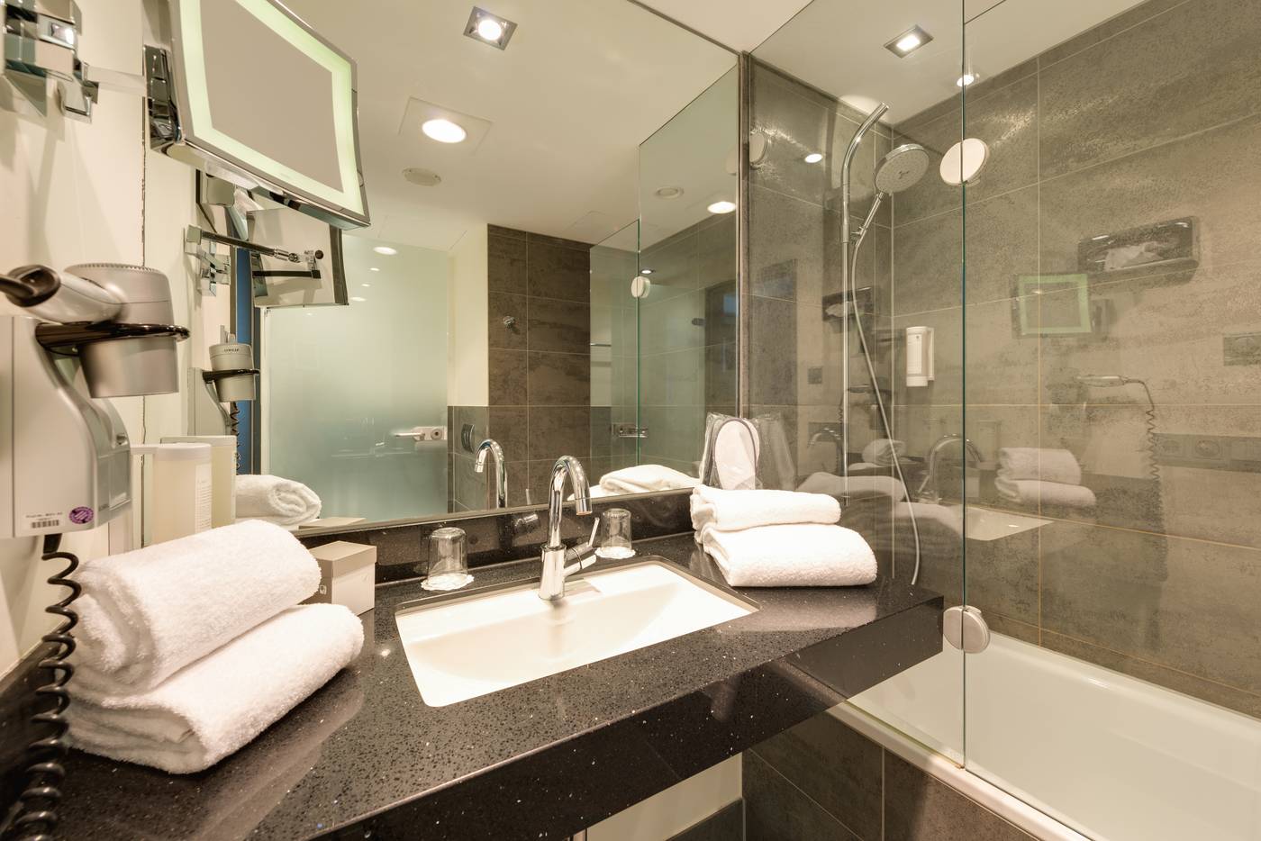 Novina Hotel Wöhrdersee Nürnberg City-Germany-NUERNBERG-Room-10