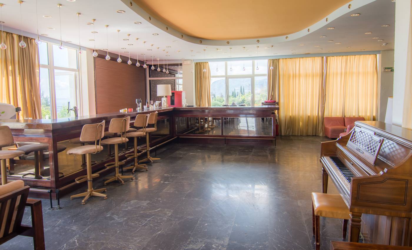 Alexandros-Lobby-21