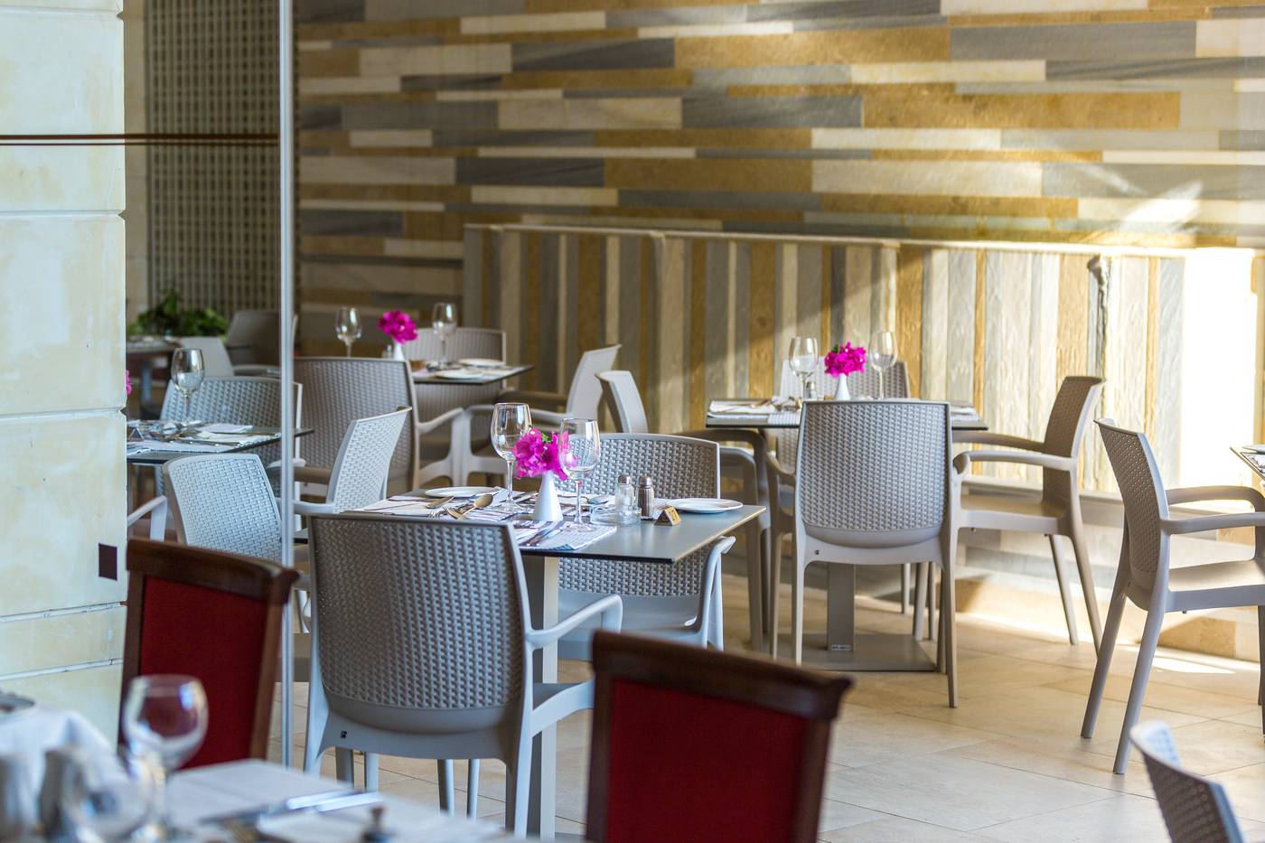 Hotel-Ideon-Restaurant-40