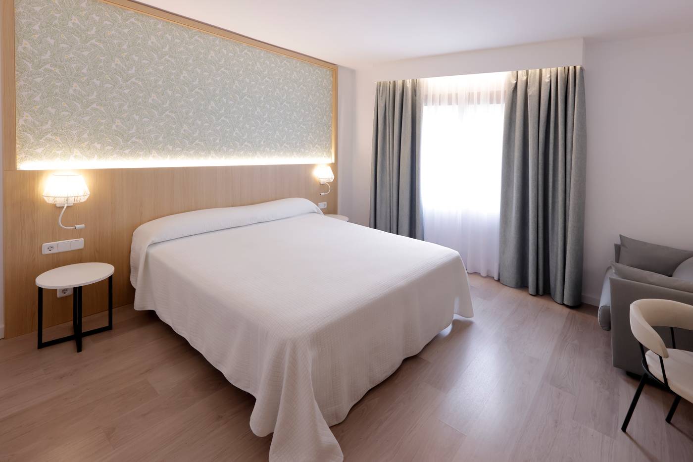 Sercotel-Carlos-III-Room-15