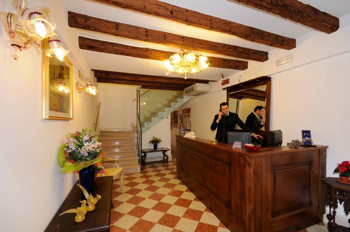 Il-Mercante-di-Venezia-Lobby-10