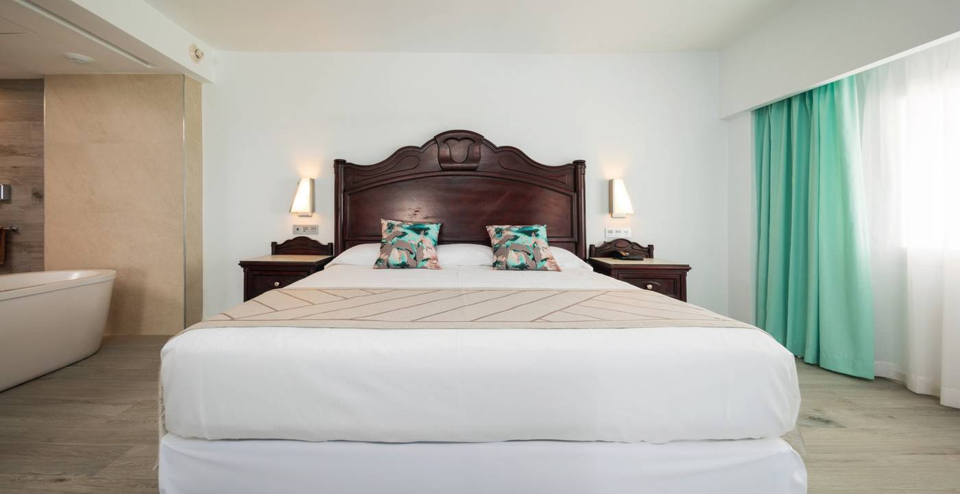 Riu-Ocho-Rios-All-Inclusive-Room-31