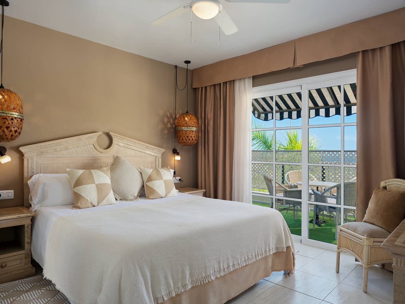 Gran-Oasis-Resort-Room-29