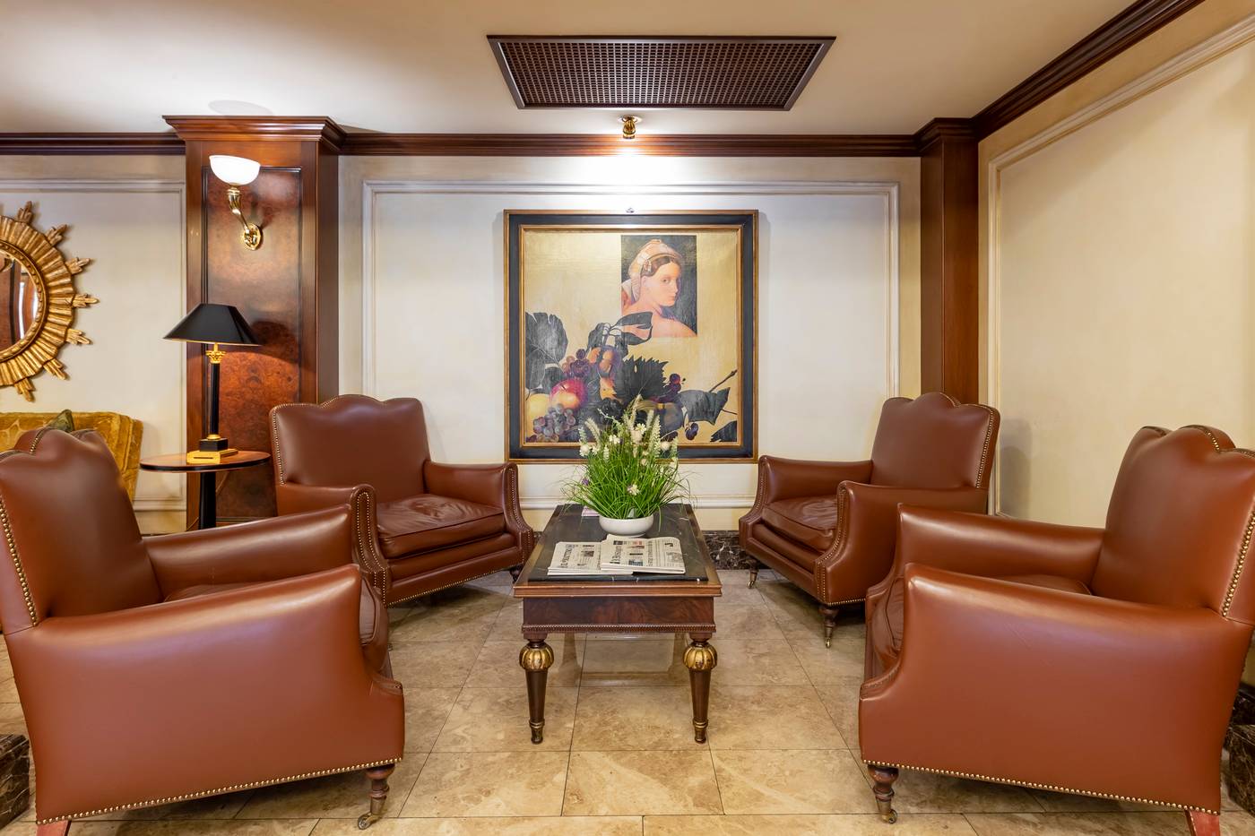 River-Chateau-Lobby-12