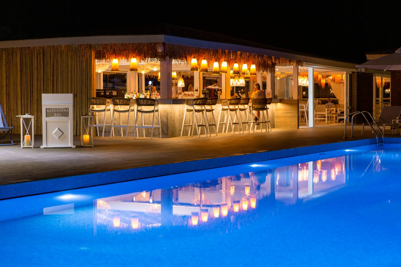 Hotel-Kassandra-Bay-Bar-12