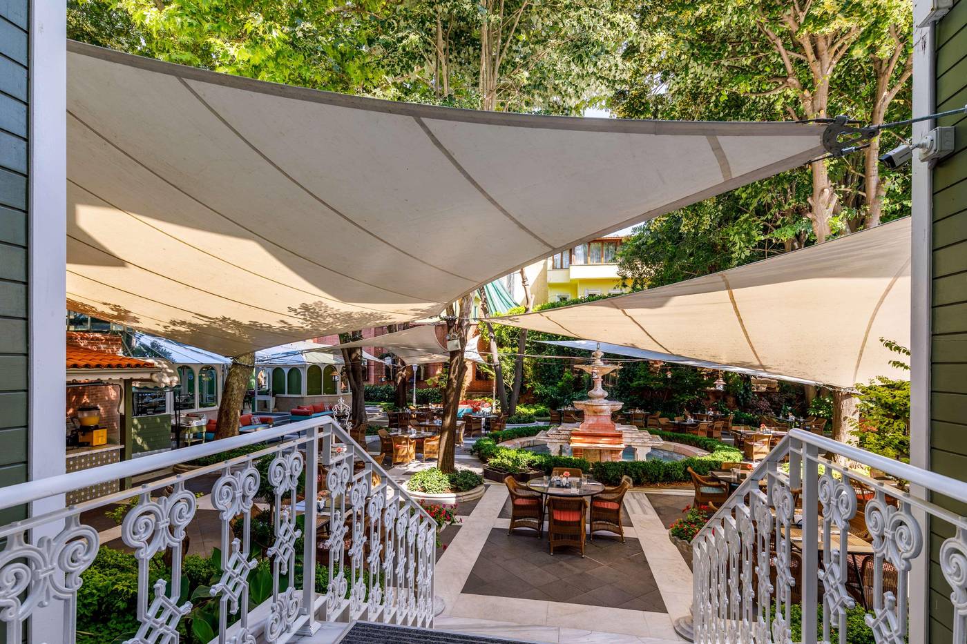 Hagia-Sofia-Mansions-Curio-Collection-by-Hilton-Room-66