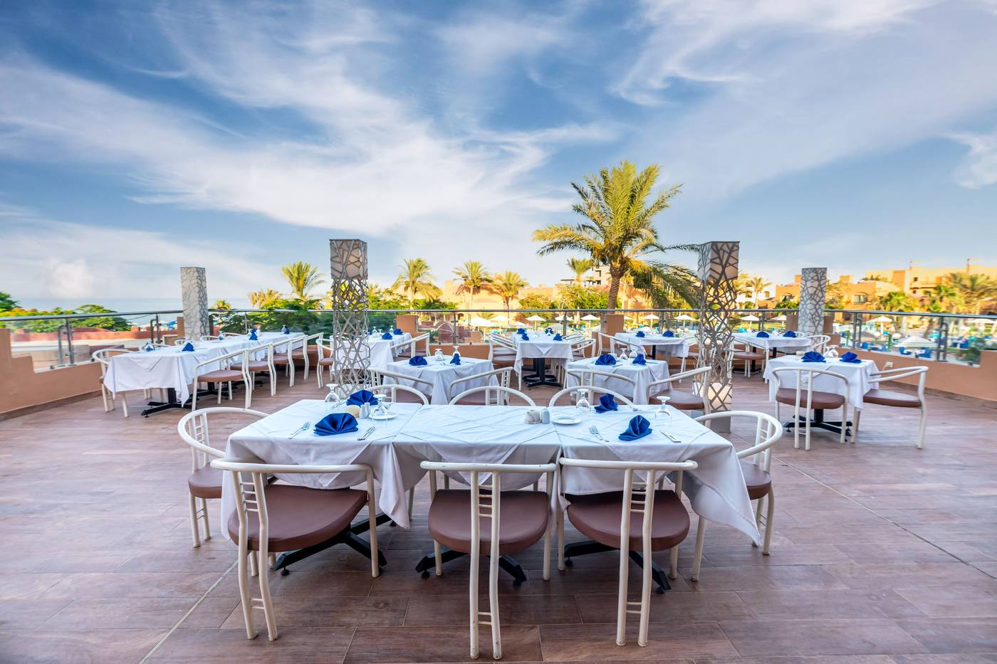 LTI-Akassia-Beach-Restaurant-24