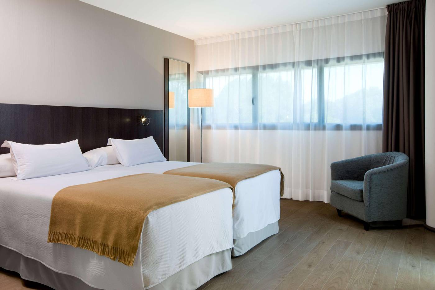 NH Gijón-Spain-GIJON-Room-10