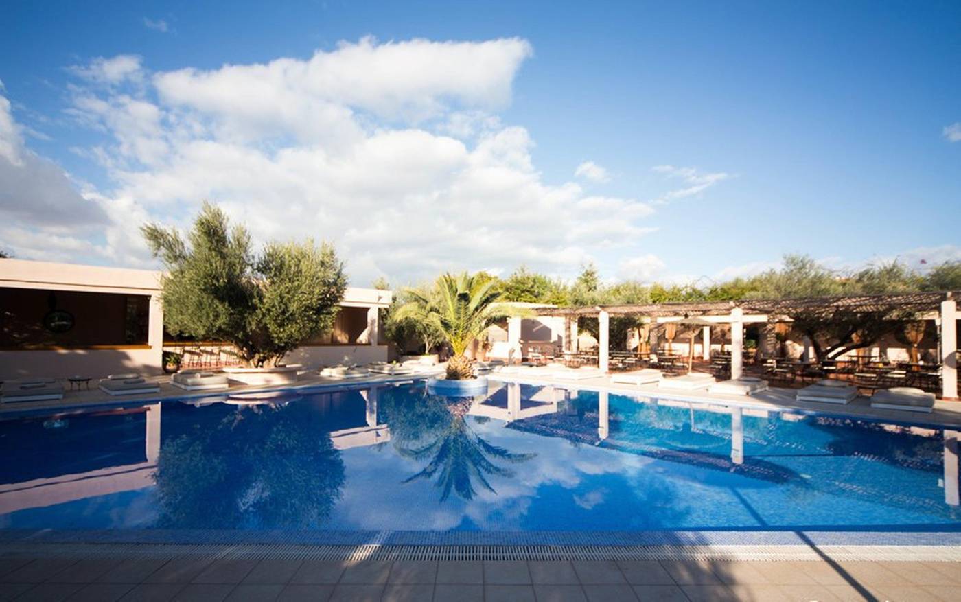 Riad-La-Maison-des-Oliviers-Pool-5