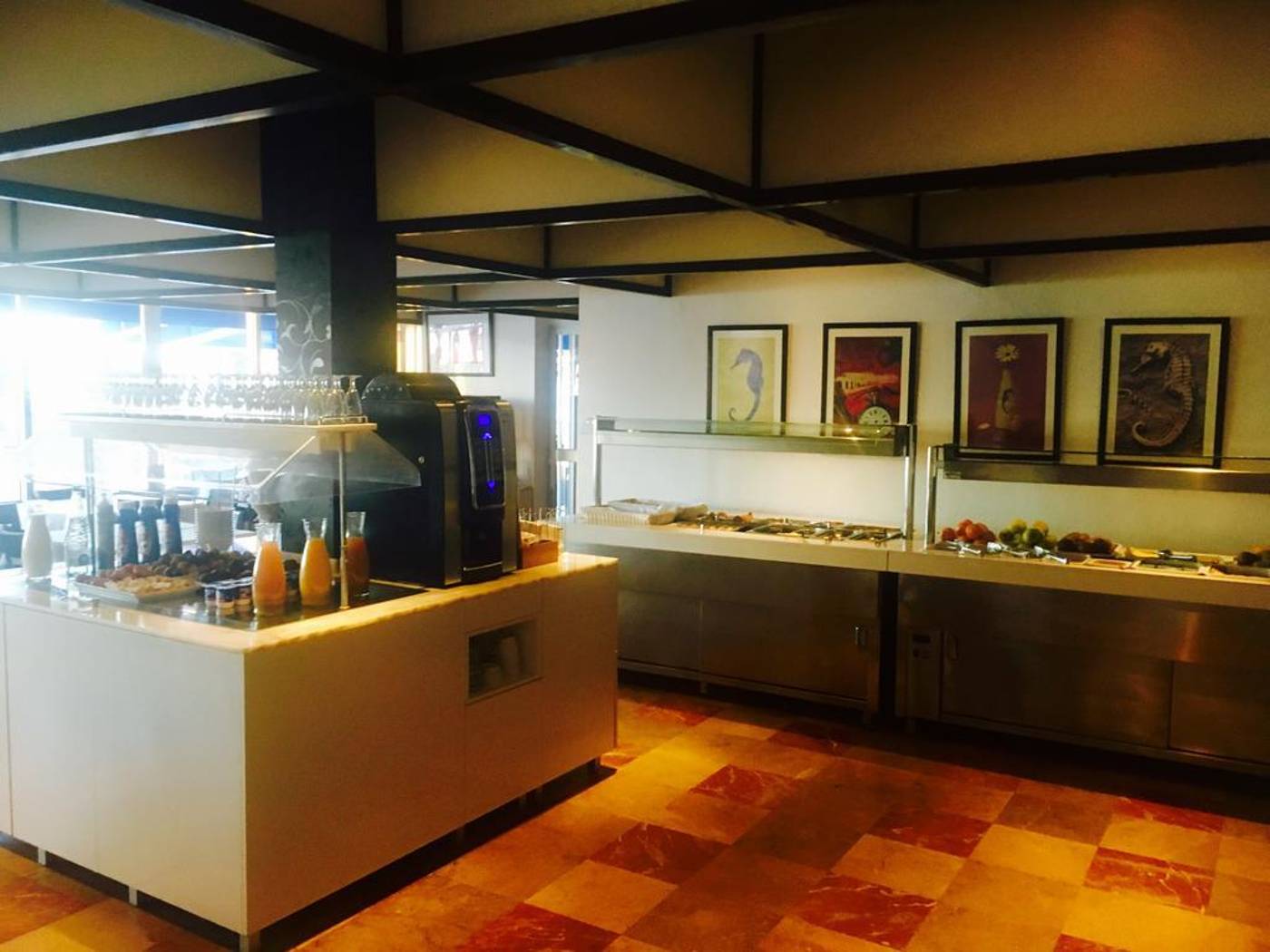 Hotel-Neptuno-Restaurant-21