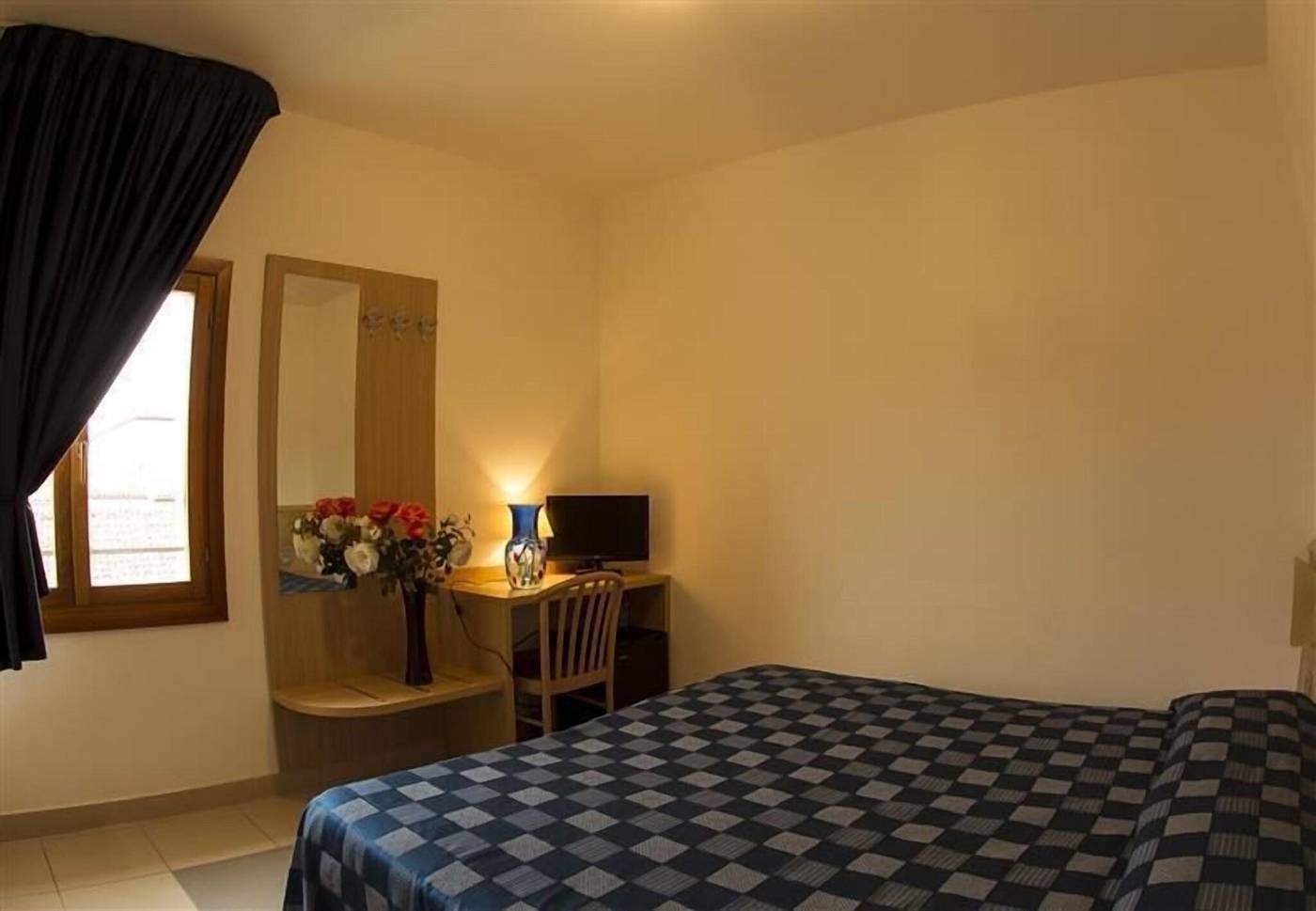 Domus-Ciliota-Room-9