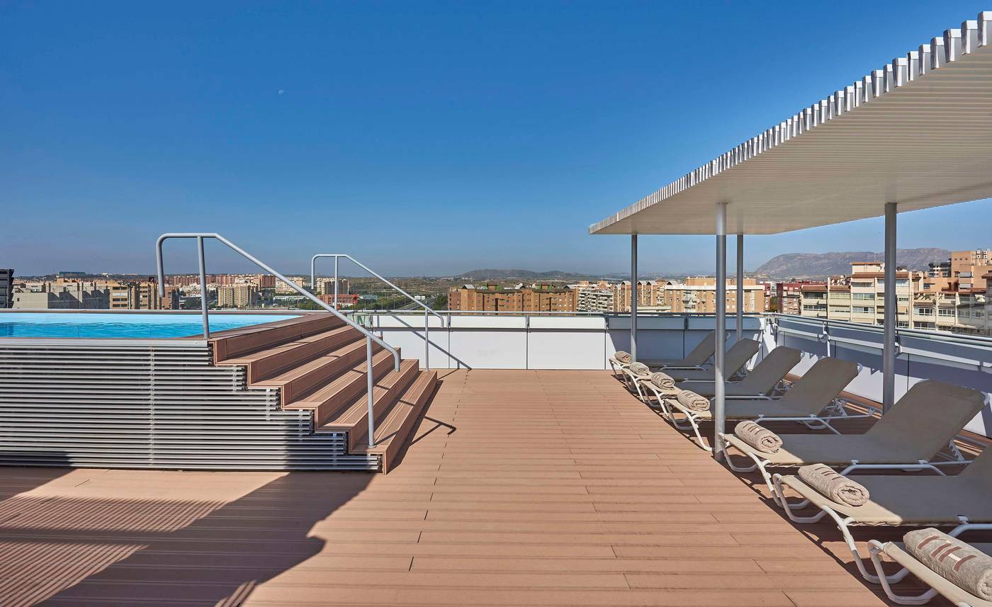NH-Alicante-Pool-2