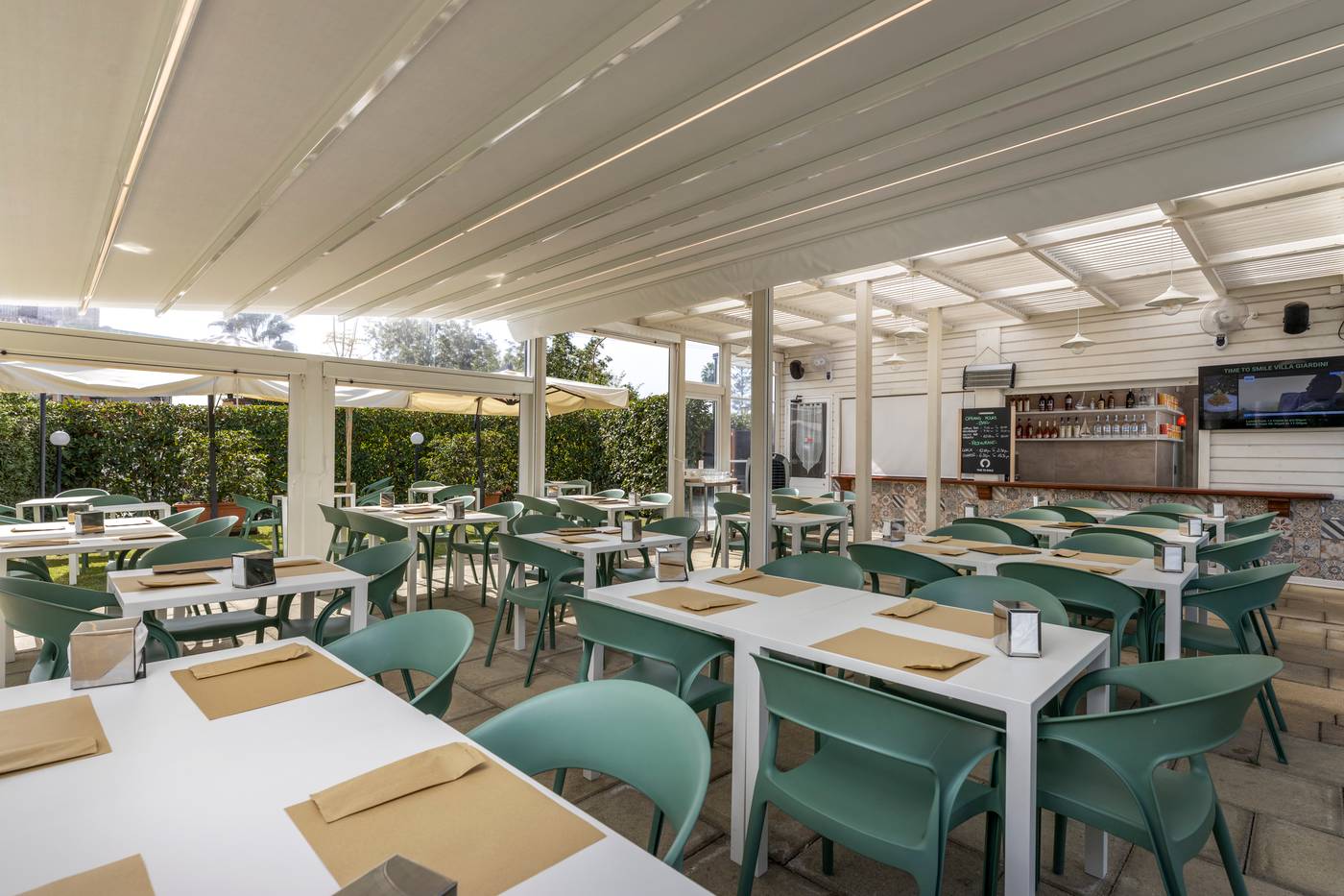 Residence-Villa-Giardini-Restaurant-55