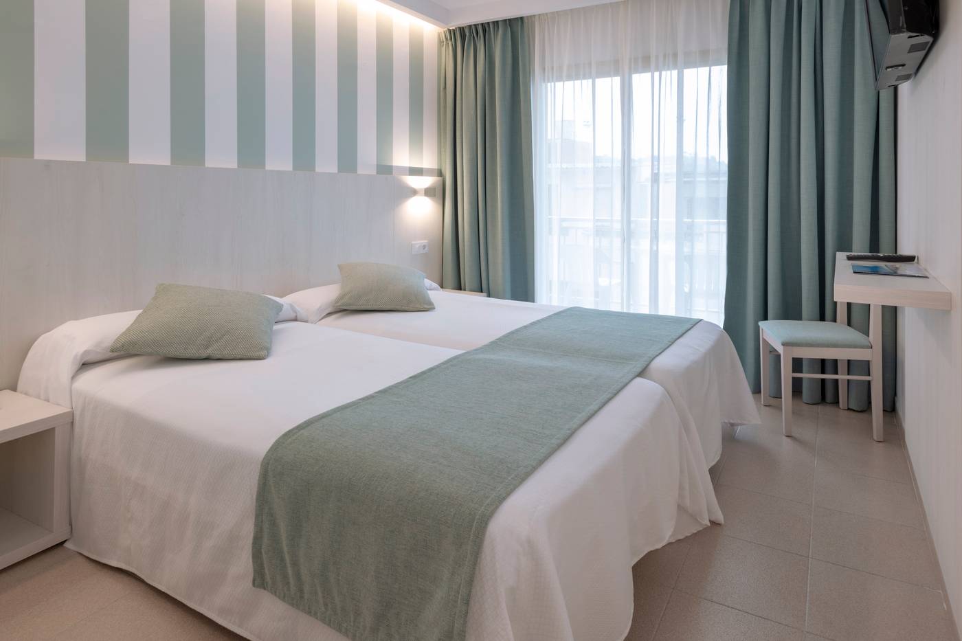 Merce-Hotel-Room-20