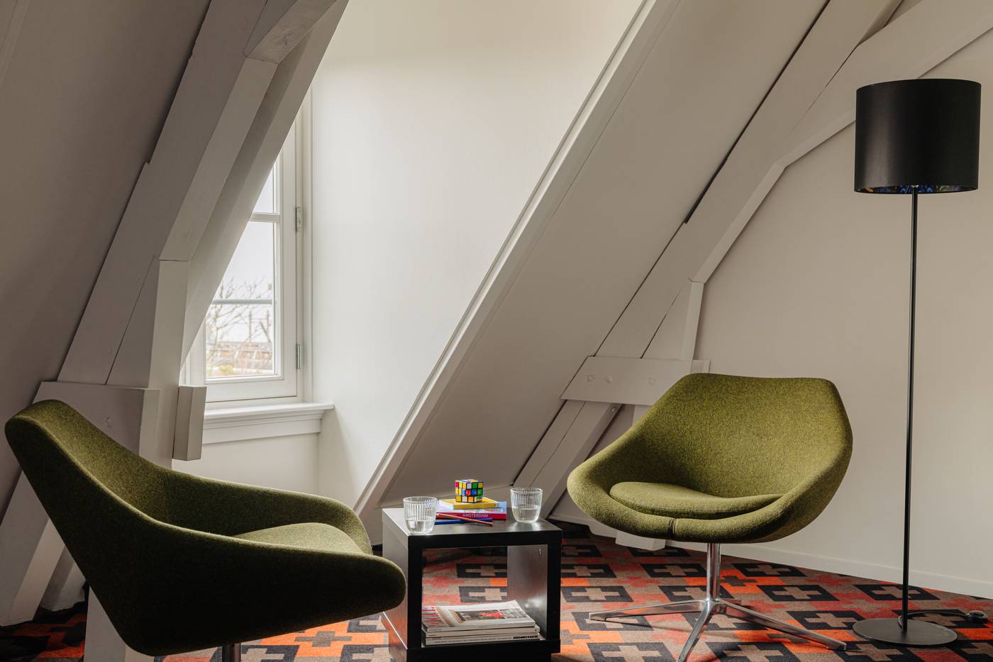 The-Manor-Amsterdam-Room-8