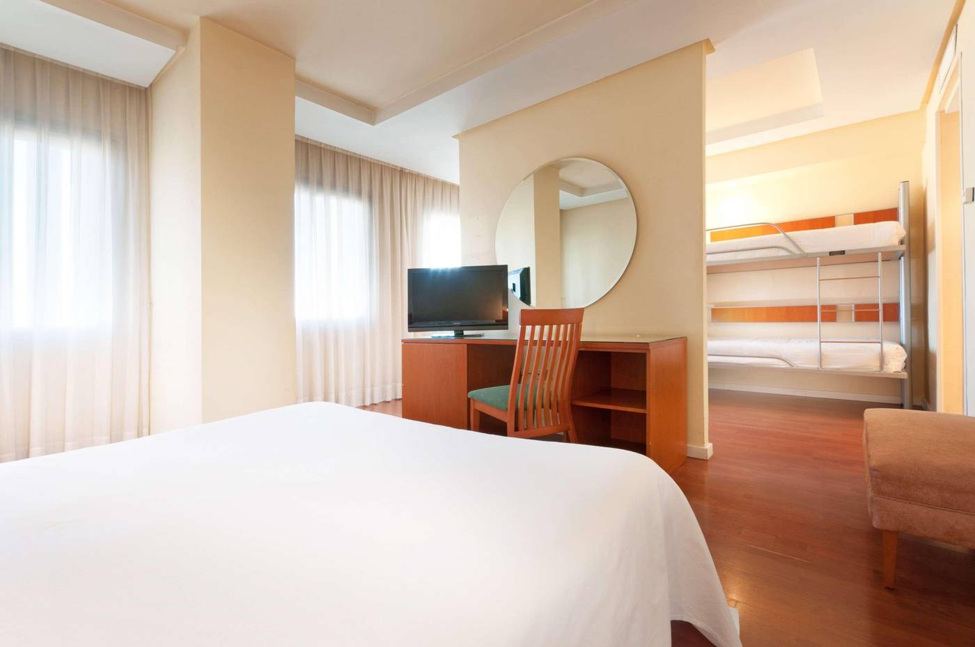 TRYP-Madrid-Chamartin-Hotel-Room-28