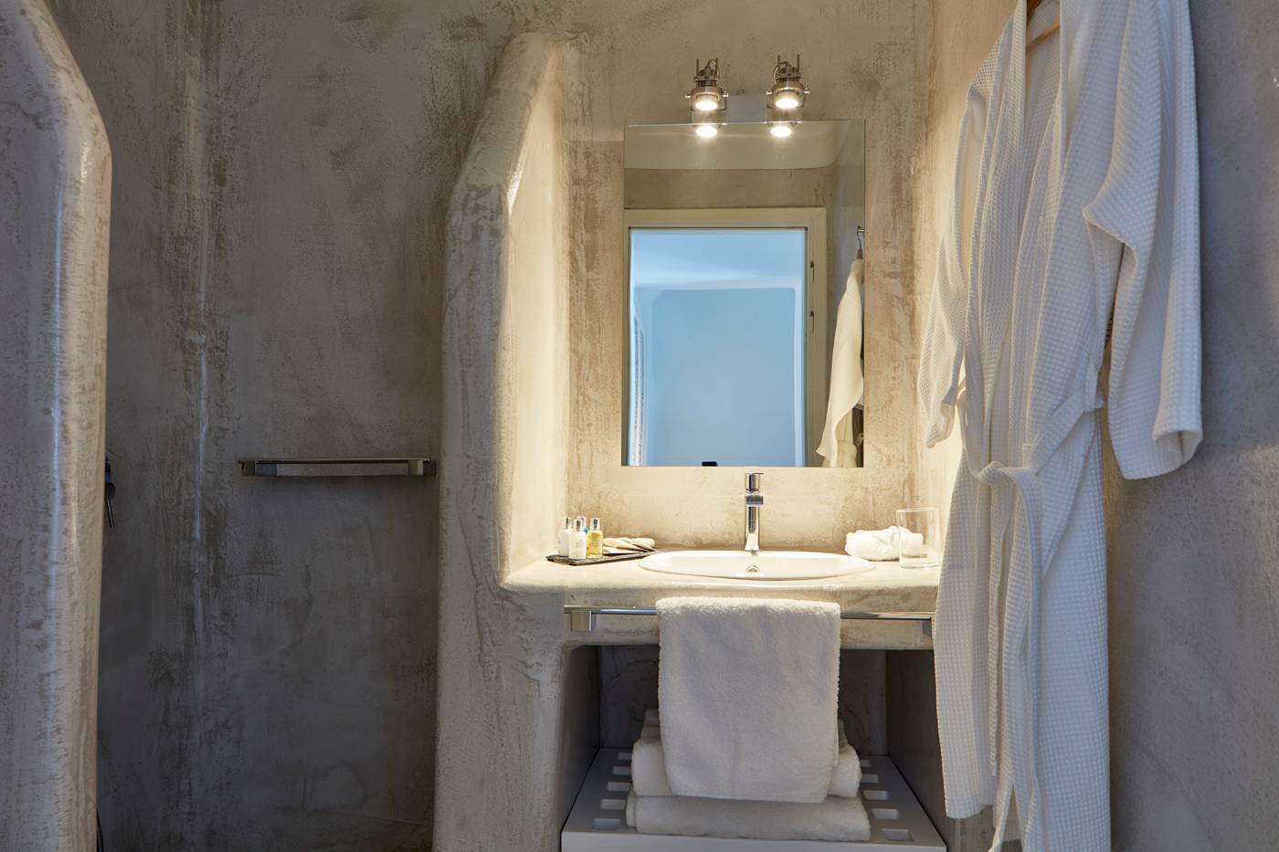 Mykonos-No5-Luxury-Suites---Villas-Room-47