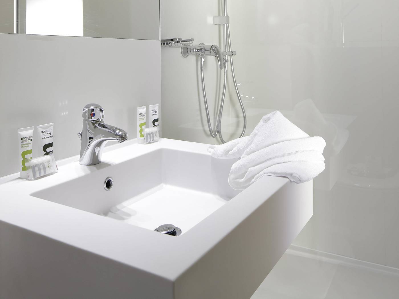 Mercure-Paris-Opera-Faubourg-Montmartre-Room-42