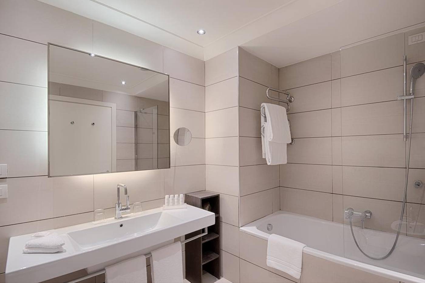 Radisson-Blu-Hotel-Room-23