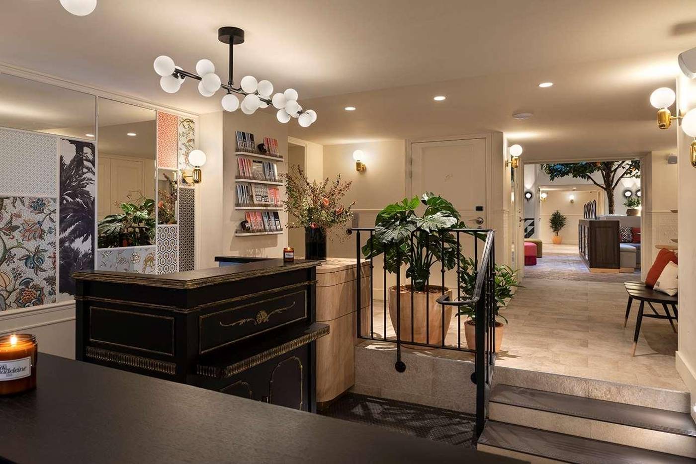 Royal-Madeleine-Lobby-1